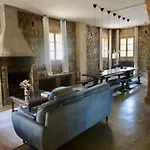 Tuscan Retreat With Private Pool & Views