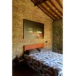 Tuscan Retreat With Private Pool & Views קיאני