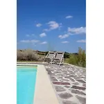 Tuscan Retreat With Private Pool & Views בית נופש קיאני