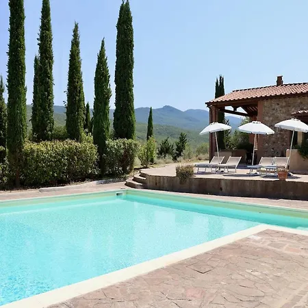 Casa vacanze Tuscan Retreat With Private Pool & Views Chianni