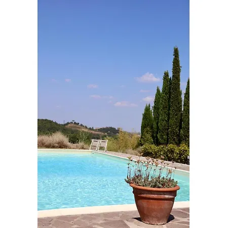Tuscan Retreat With Private Pool & Views *