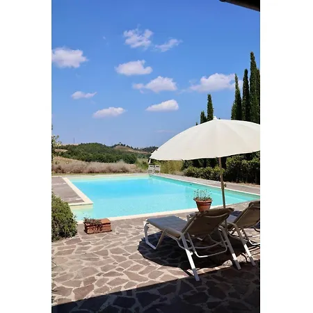 Tuscan Retreat With Private Pool & Views Сasa de vacaciones